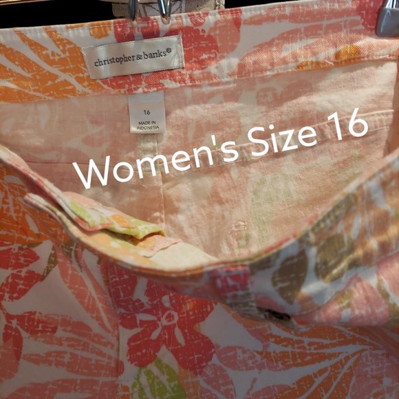 Christopher and Banks Floral Capris Women's Size 16 - Picture 3 of 5